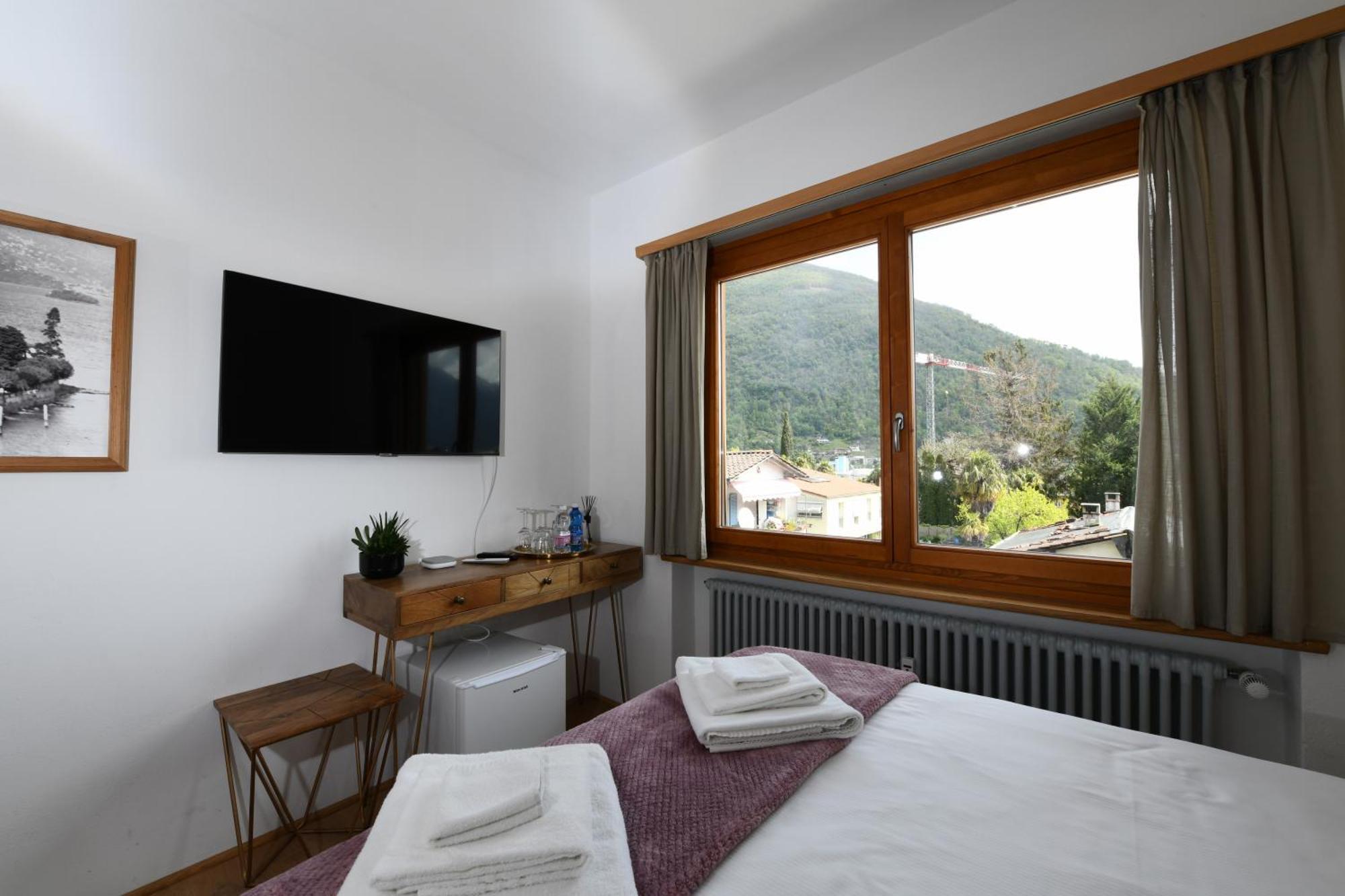 7Rooms - Self Check-In 24H Free Parking Losone Dış mekan fotoğraf